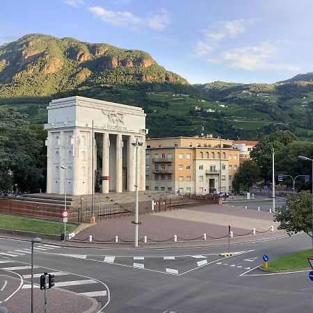 Casa Vittoria - Siegeshaus Apartamento Bolzano Exterior foto